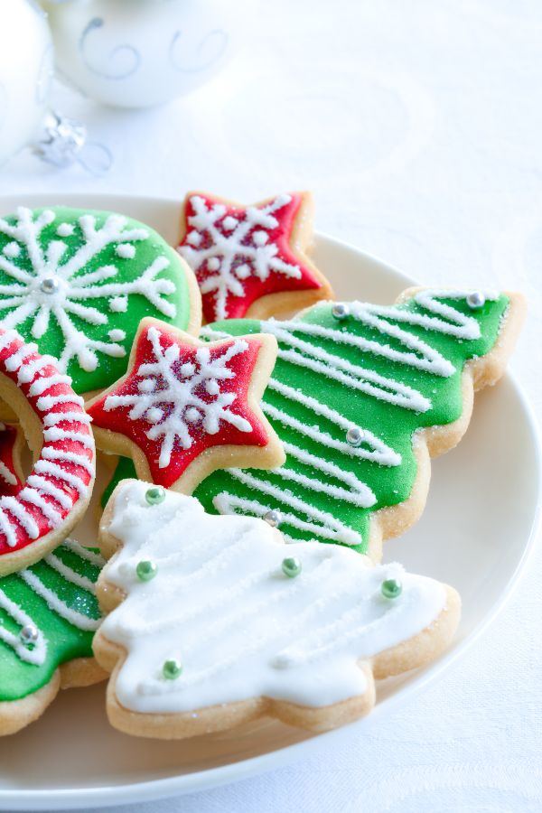 Bake and Decorate Christmas Cookies with Loved Ones